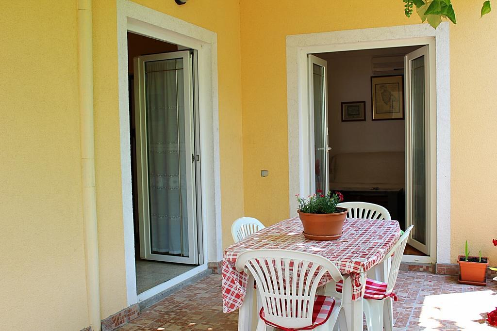 Apartment Girasole Rovinj Exteriör bild